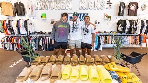 Panama City: Awoken Kicks opens with designer。